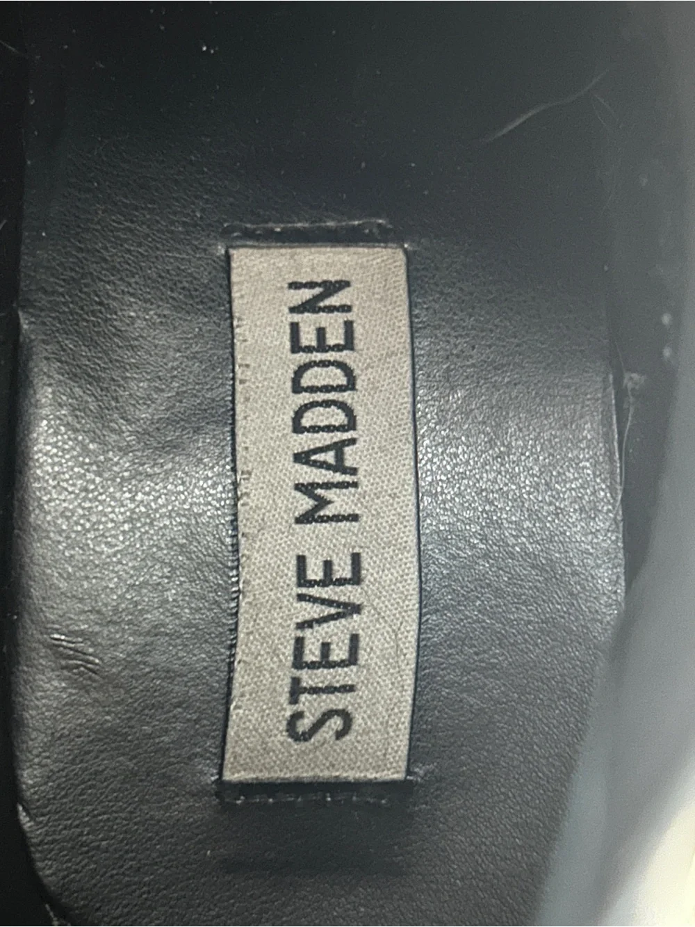 Steve Madden Howler Women's Black Chelsea Ankle Boots Chunky Lug Sole US 8.5M - Picture 6 of 7